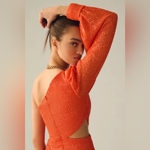 Anthropologie Ieena for Mac Duggal Sequin One-Shoulder Cutout Gown
Mac Duggal